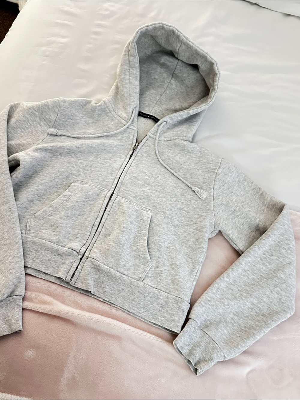 Brandy Melville-  Light Gray Cropped Zip-Up Hoodie